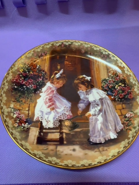 Reco by Sandra Kuck Decorative plate