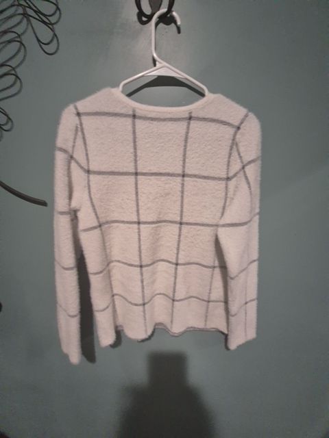 J Jill Wearever collection White W/ Black grid pattern Size S