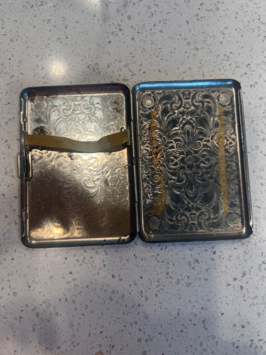 Vintage flat cigarette case