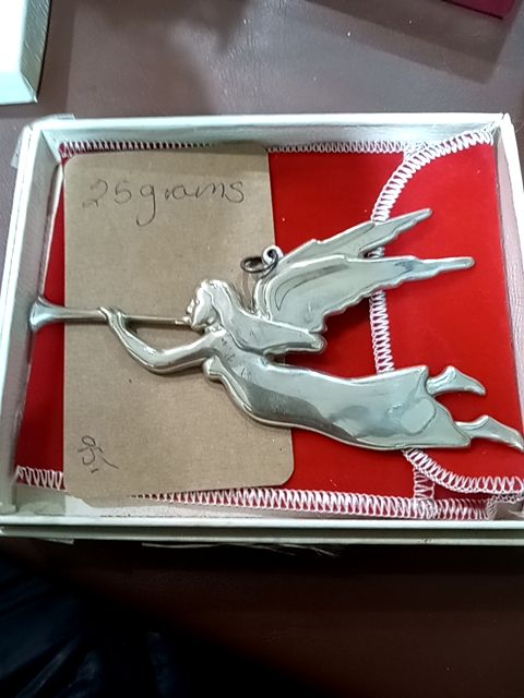 Vintage sterling silver Ghorham angel ornament