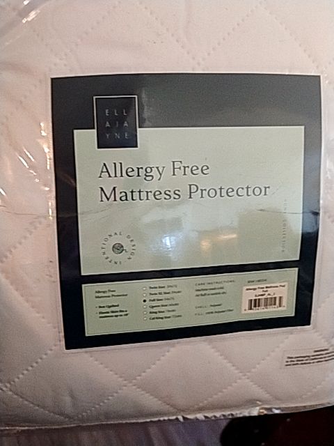 White Ella Jane Mattress Protector, Full Size