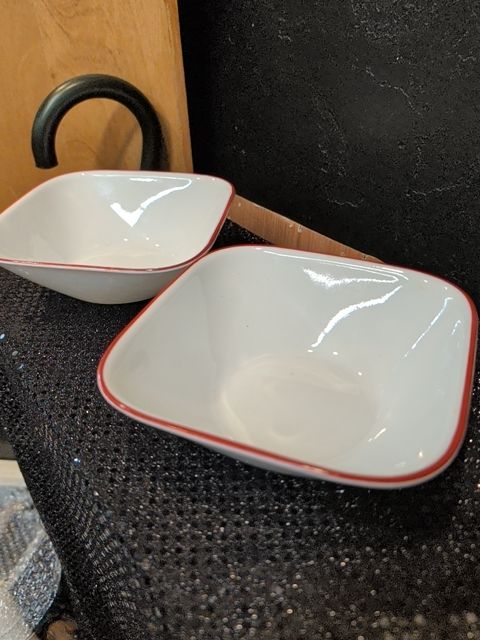 Set of 2 Corelle Bowls