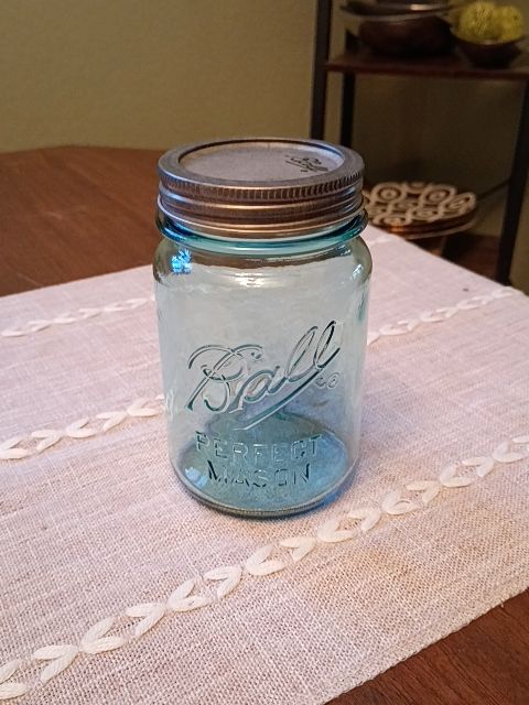 Vintage aqua perfect mason Ball jar 4 x 6.5