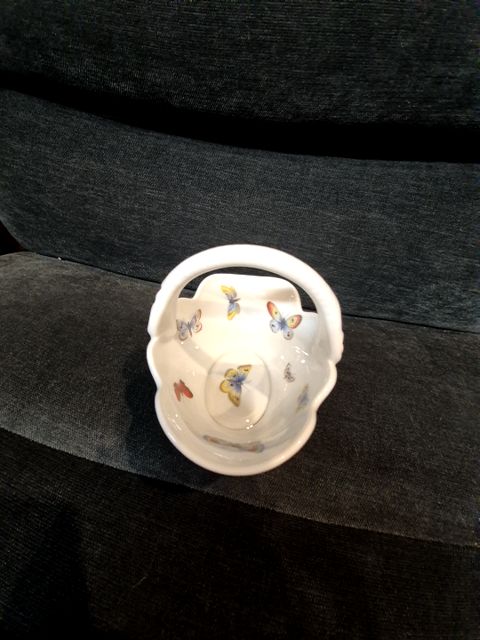 White Charmart France Porcelain Basket w/Butterflies, 6.5" × 5"