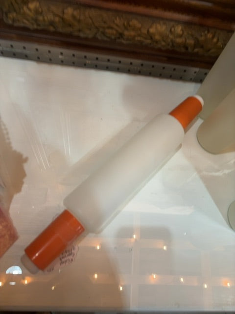 Orange Tupperware Fill and chill rolling pin