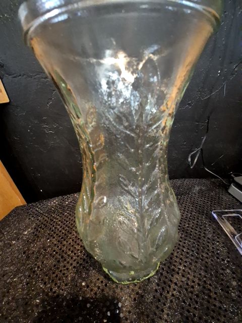 Vintage Leaf Flower Vase