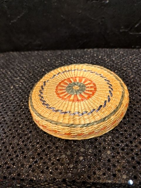 Small weaved tray