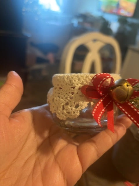 Festive Glass jar w/doily