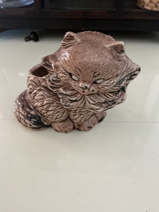 Brown Unknown Ceramic kitten, 4.5”