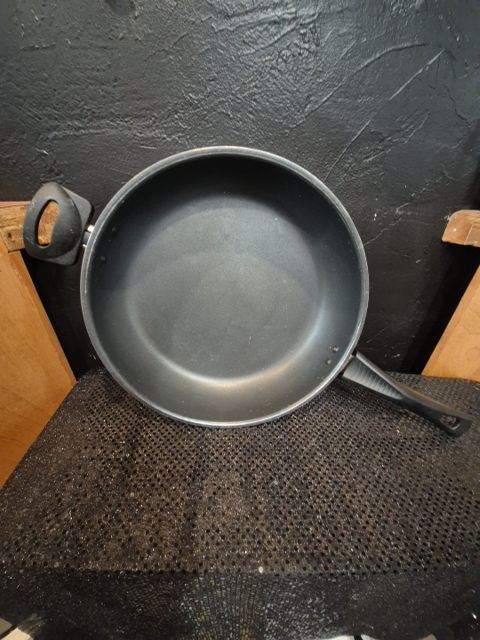 Non-stick Deep Frying Pan, 12"
