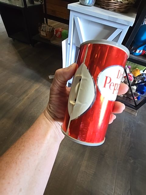 Rust Dr.Pepper By: General Electric Dr.Pepper Radio can, 12 fl ounces