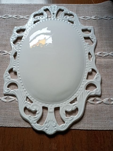 White ceramic wall plaque 8.5" x 13"