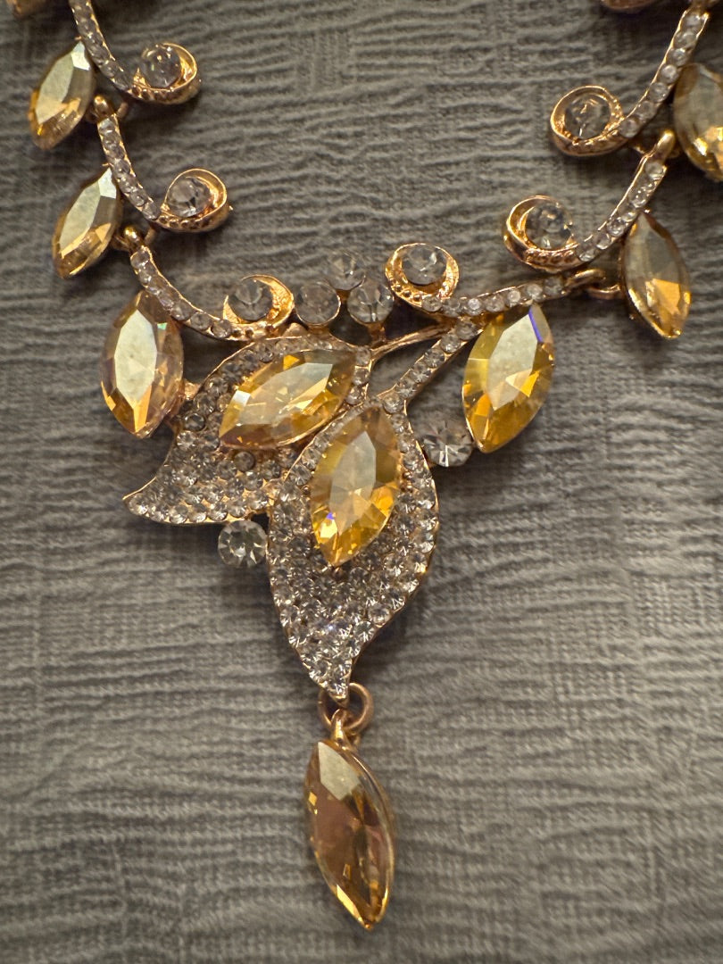Gold rhinestone holiday set