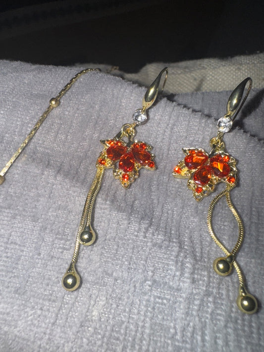 Silver tone and orange Unknown Bombshell Set