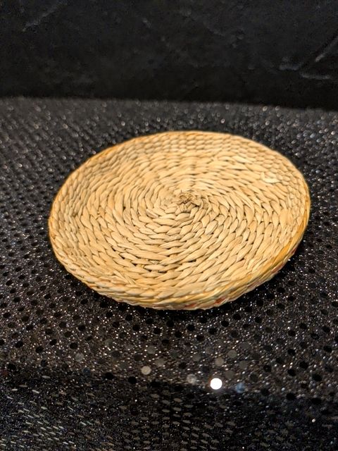 Small weaved tray
