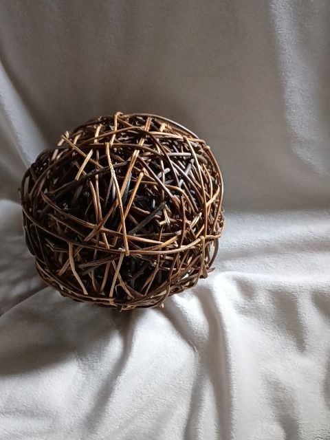 Large Wicker Orb 6"