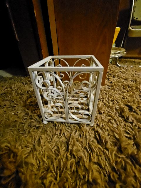 Vintage Wrought Iron candle holder/plant pot holder/ Tissue holder