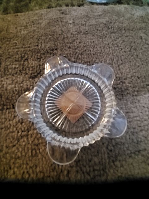 Anchor hocking ashtray