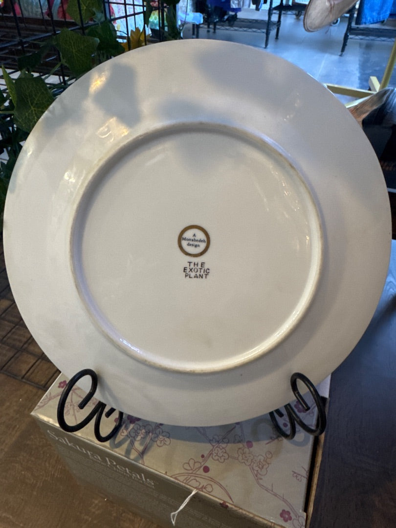 Mottahedeh “The Exotic Plant” Plate