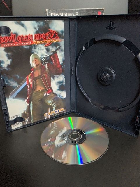 Devil May Cry 5th Anniversary Collection PS2