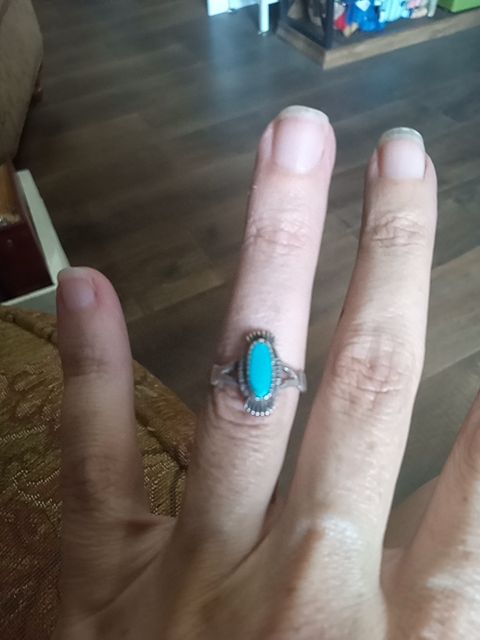 Sterling and turquoise oval ring, 8