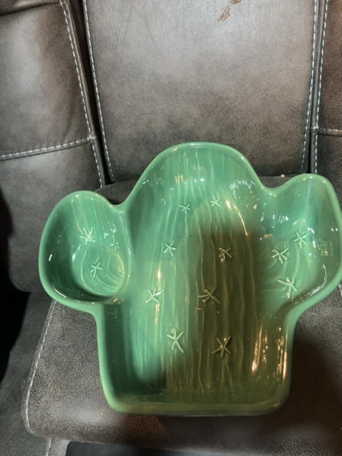 Treasure Craft Cactus Ceramic Green Serving Party Chip Dish