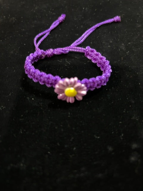Bracelet with flower