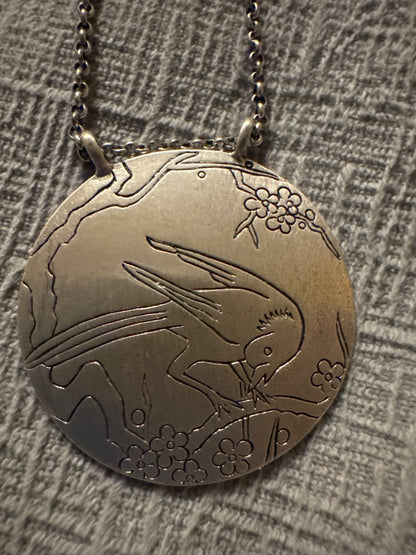 Circle bird necklace