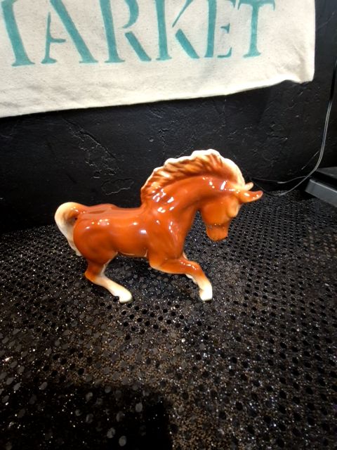 Brown w/white Vintage Porcelain Horse Figurine, 4.5" × 1.5" × 4.25"