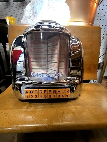 Silver CROSLEY Vintage mini camel joe cigarettes diner CR 10 jukebox Am an Fm radio and cassette player