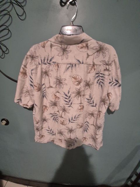 Tan  Batik Bay Silk Short Sleeve Button Shirt, L
