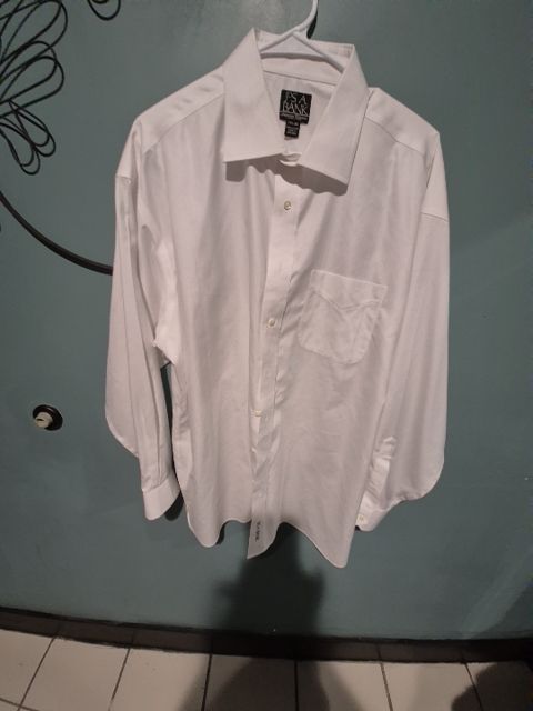 White Jos. A Bank 100% Cotton Dress Shirt, 17 1/2 -35