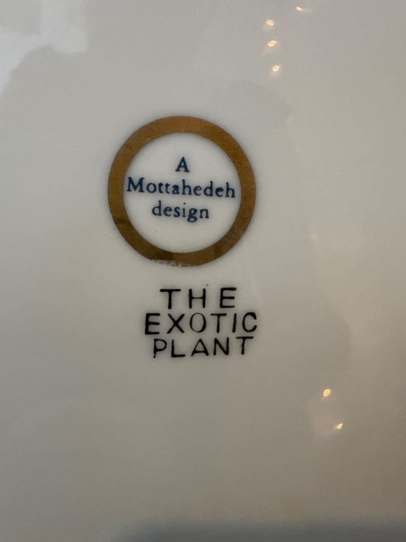 Mottahedeh “The Exotic Plant” Plate