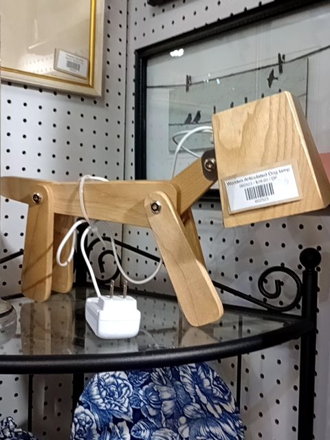 Wooden Articulated Dog lamp