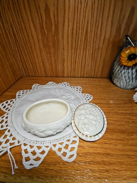 Vintage Lenox  Fruit of Lifetrinket