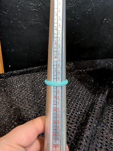 Plastic ring size 8