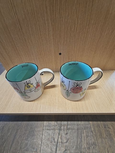 Christmas & Holiday coffee cups