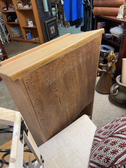 Pine, beige washed  Drawer podium