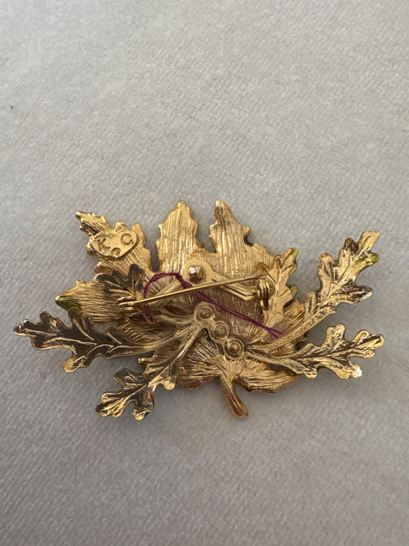 KC Fall leaf brooch