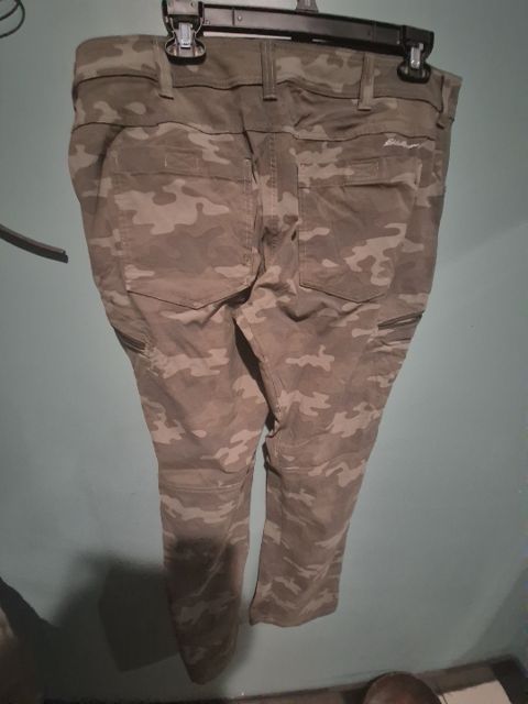 Eddie Bauer First Ascent Camo Pants 38/34