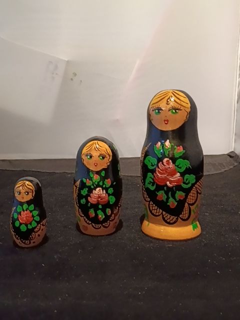 Nesting doll 3pc