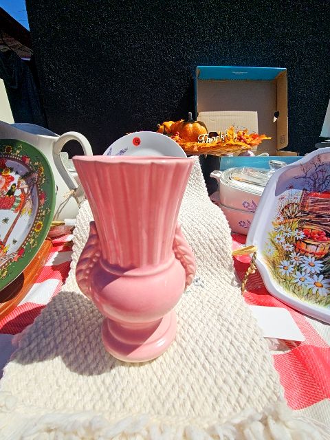 Vintage Pottery Vase Small Pink 6" Tall LR