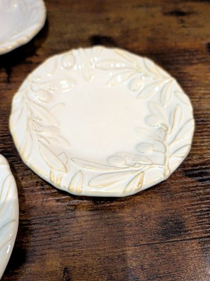 Set of 4 plates C.I Housewares