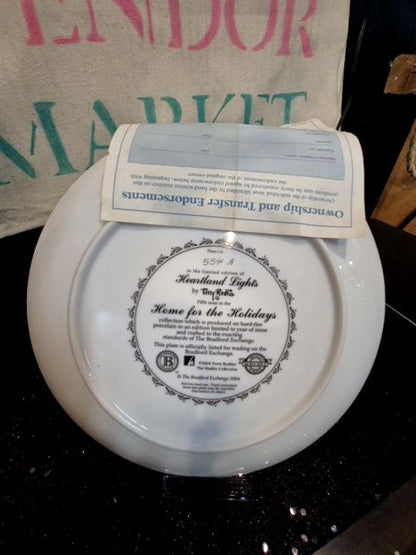 Silver Border Terry Redlin "Heartland Lights" Home for the Holidays Collection Plate, 9.25"