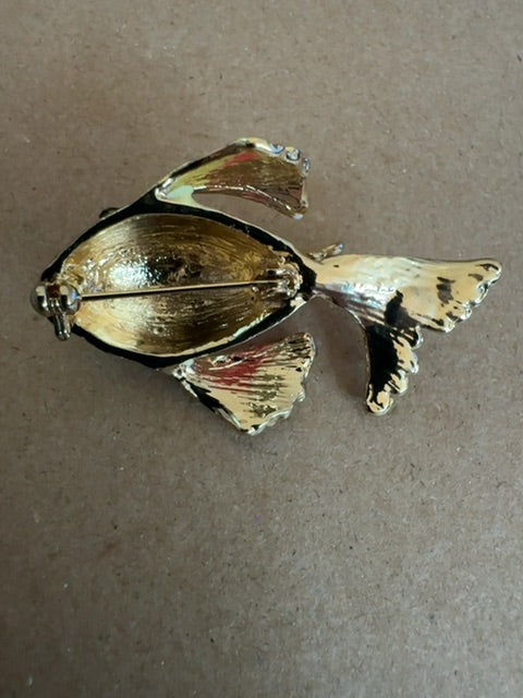 Goldfish purplepinkgreen gold tone brooch