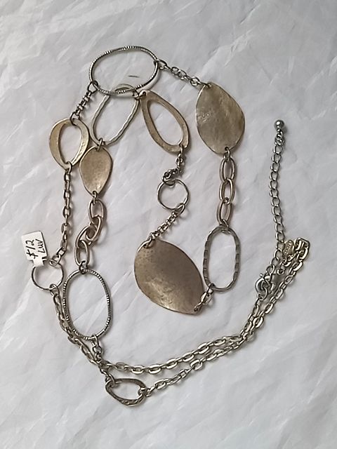 Chico's Hammered Disk necklace