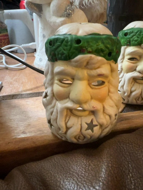 Santa tea light (chipped)