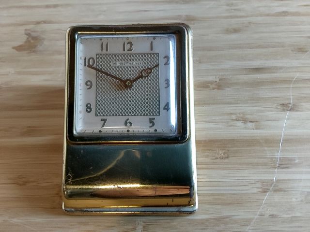 Thinner Walker Desk Clock