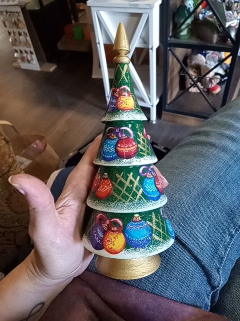 Russian stacking tree