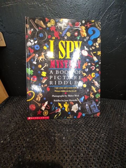 I Spy Mystery Book of Picture and Riddles